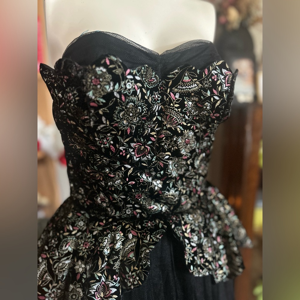 Strapless Black Floral Embroidered Peplum Dress - Picture 7 of 16